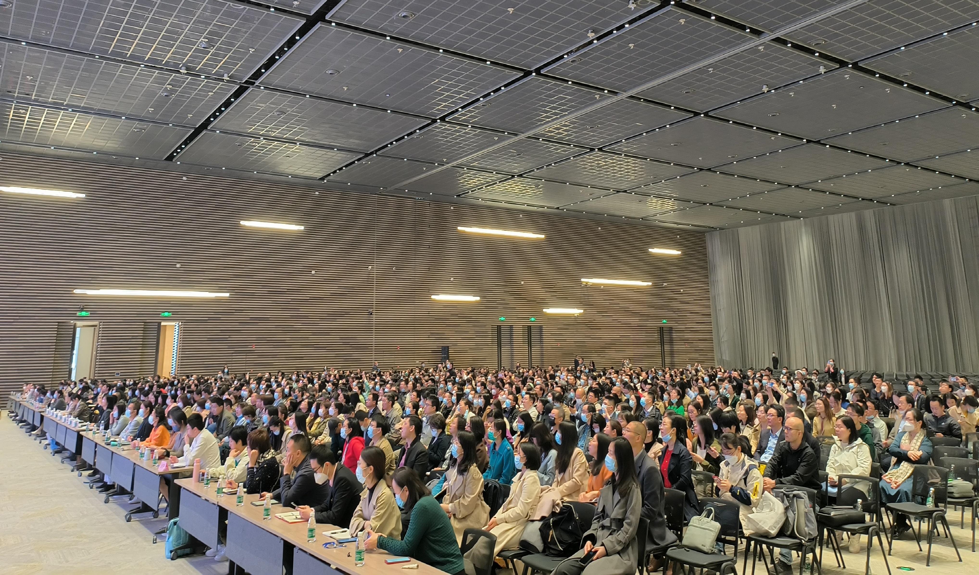 藥審中心與藥品長(cháng)三角分中心聯(lián)合舉辦化學(xué)新藥藥學(xué)溝通交流培訓會(huì )